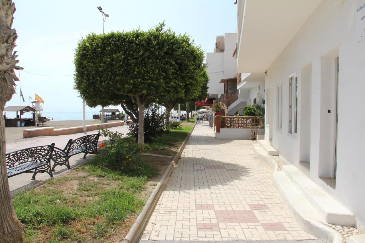 Estudios Tisifone La Cala Del Moral Bagian luar foto