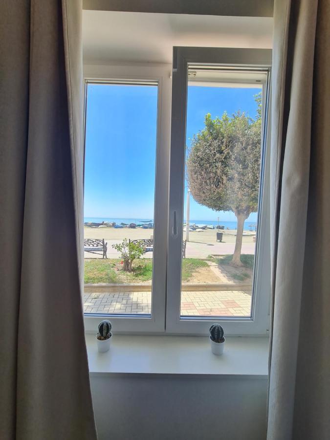 Estudios Tisifone La Cala Del Moral Bagian luar foto